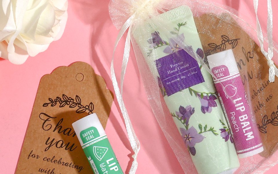 Bulk Favors & Thank-You Gifts: How Many to Order